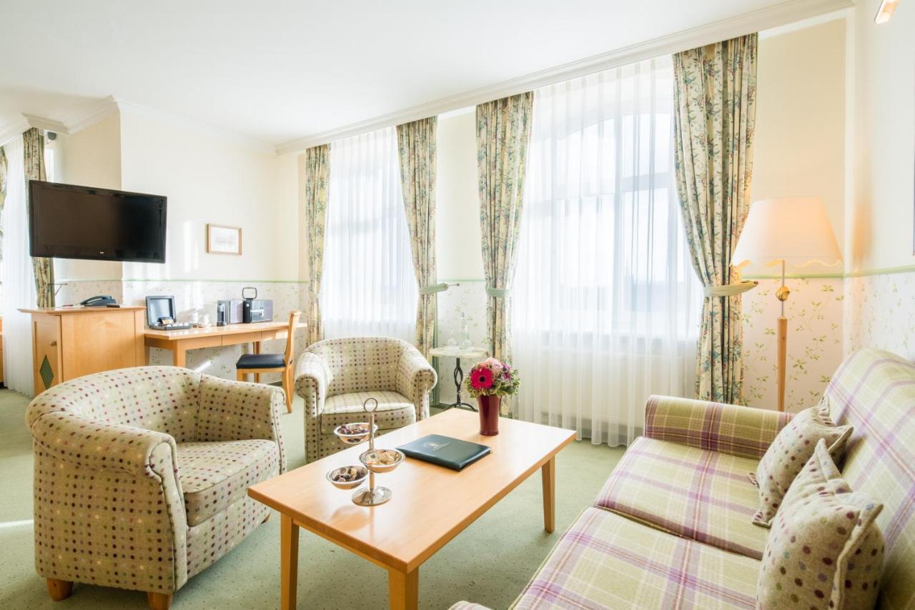Inselhotel Vierjahreszeiten Borkum Buitenkant foto