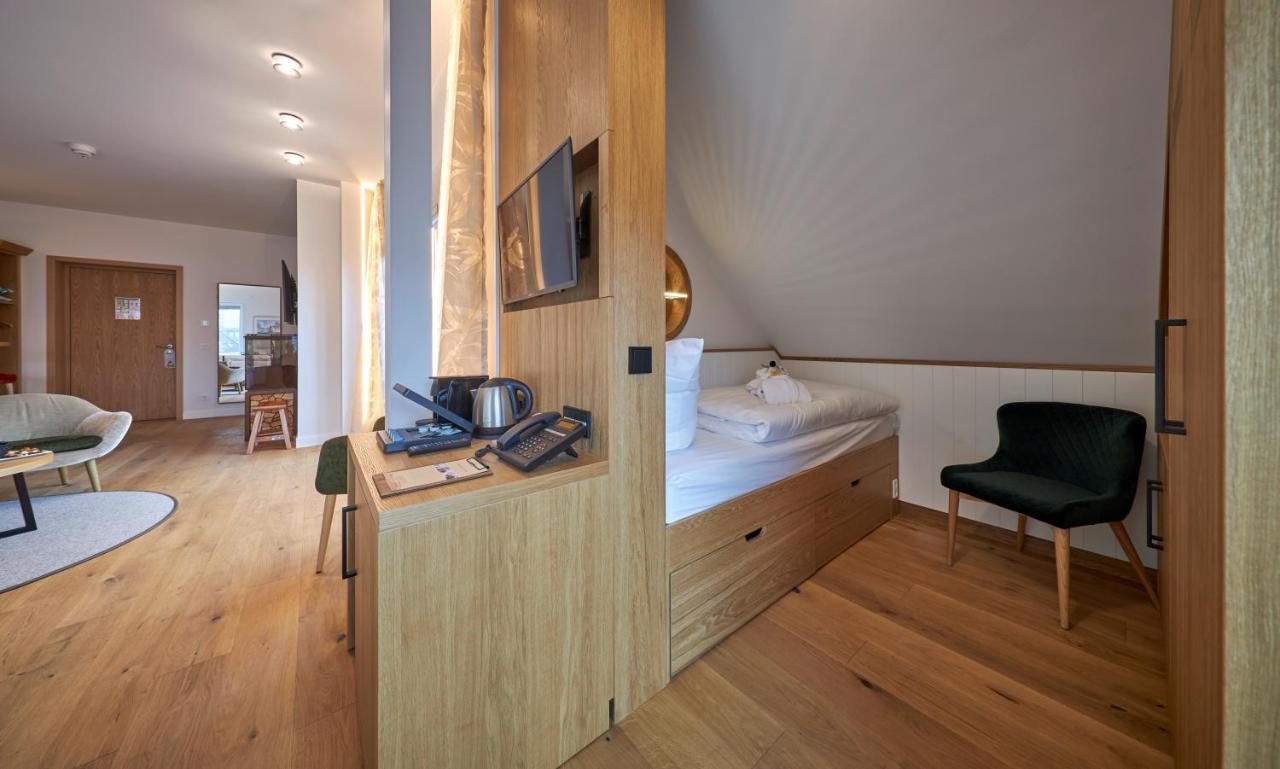 Inselhotel Vierjahreszeiten Borkum Buitenkant foto